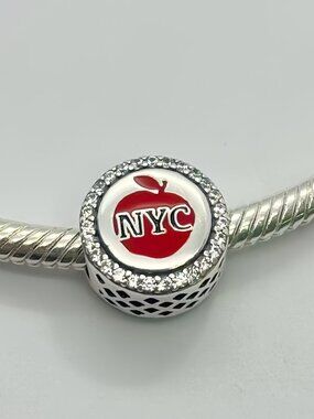 Pandora NYC Exclusive Charm